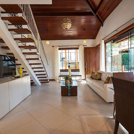 Casa Espetacular Entre Geriba E Ferradurinha - Wifi 200Mb - Piscina Do Codominio - 700 M Da Praia - Garagem - 4 Suites - Area Gourmet Privativa - Cozinha Equipada - Area Kids - Portaria 24H - Ar Condicionado Búzios Extérieur photo